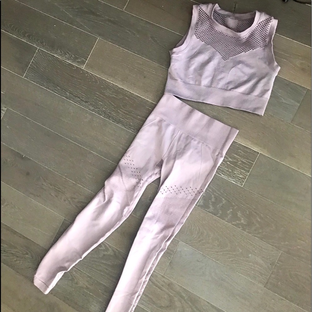 Varley Workout Top & Leggings Set